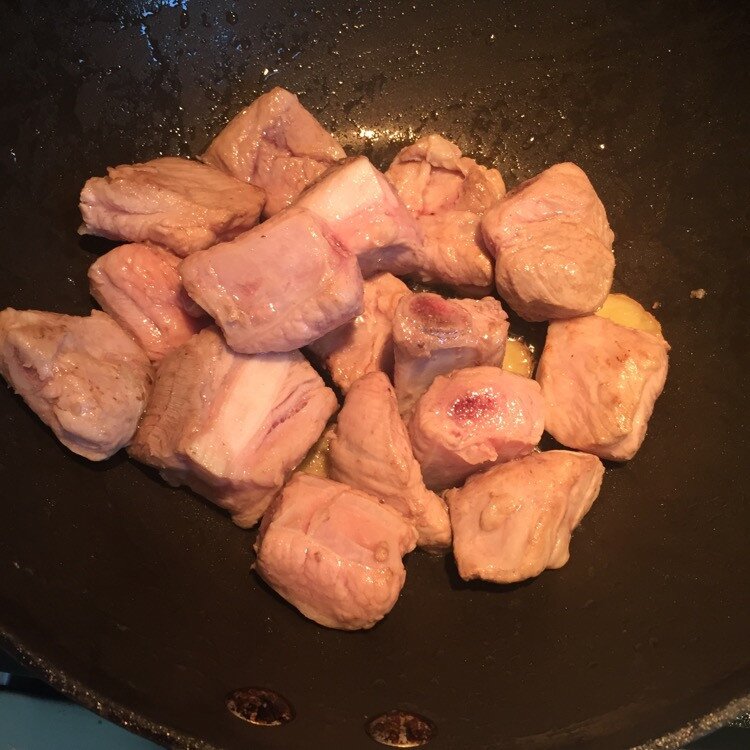 Làm sườn xào chua ngọt kiểu này nhớ nấu nhiều cơm, kẻo cả nhà ăn xong lại phải thòm thèm vì thiếu - 4