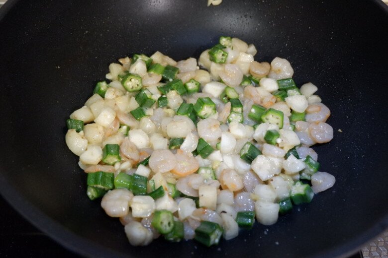 Loại quả được ví như "vàng xanh" vì tốt cho sức khỏe, đem xào kiểu này vừa ngon lại giàu dinh dưỡng - 5