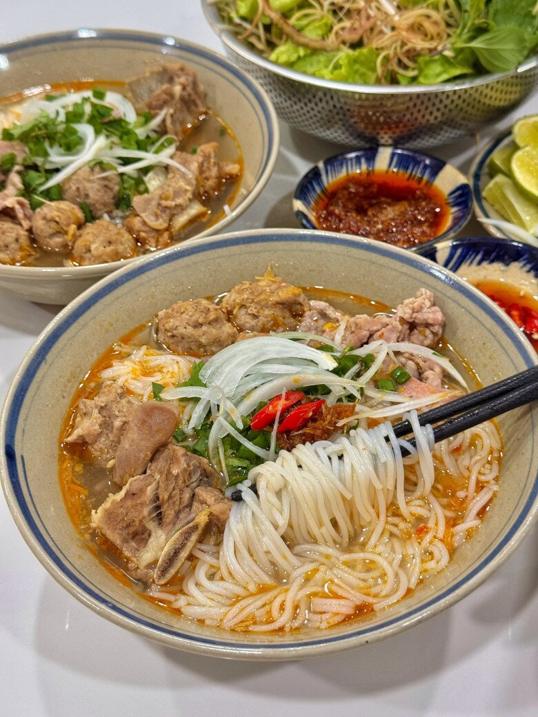 Mẹ đảm mách cách nấu nước dùng thơm ngon ngọt tự nhiên không phụ gia, tha hồ nấu cháo, bún, miến hay phở - 6