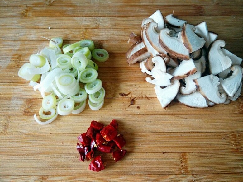 Quả này rẻ nhưng là kho dinh dưỡng thiên nhiên, đem xào với 2 thứ độ ngon, bổ tăng nhiều lần - 5