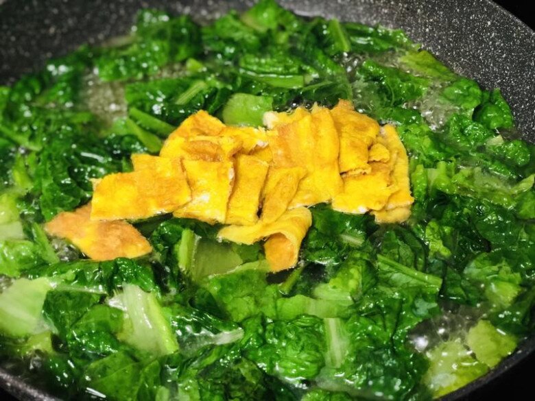 Toàn thân cây này đều ăn được, phần lá bổ nhất đem nấu canh với trứng dinh dưỡng tăng lên nhiều lần - 9