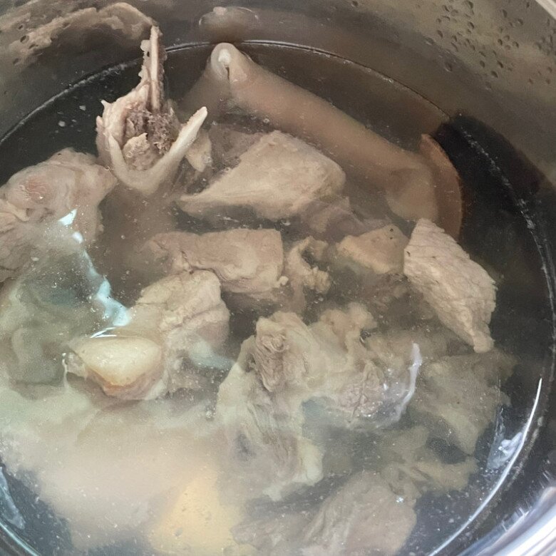 Toàn thân cây này đều là báu vật, nhiều người chỉ ăn quả nhưng hoa mới là đặc sản, nấu thành canh được món siêu bổ dưỡng - 4