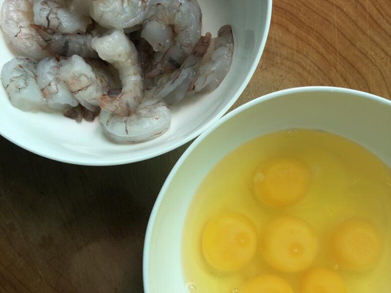Tôm nấu chung với thứ này không những ngon mà bổ thêm nhiều lần, cách nấu cực dễ - 1