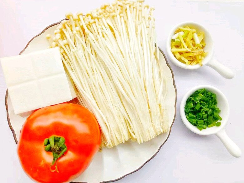 Trời lạnh, nấu canh nấm kim châm đậu phụ, lại thêm thứ này cả nhà ăn hết sạch - 2