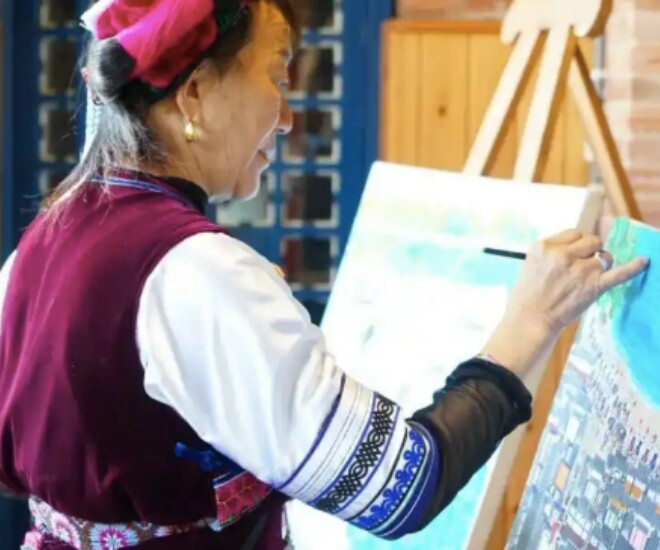 Cụ bà 78 tuổi lần đầu cầm cọ, 92 tuổi trở thành &#34;kỳ tích của nghệ thuật nông dân&#34;, tác phẩm được khắp nơi săn đón - 1