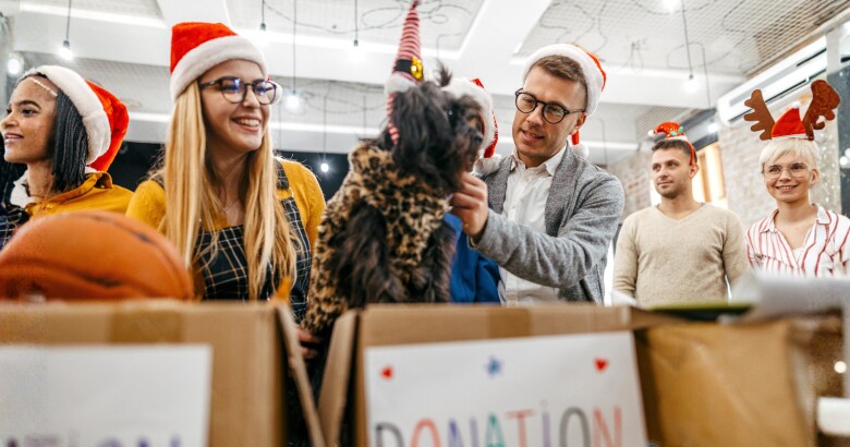 Nhìn 7 thói quen này, bắt bài ngay những người đang cố "diễn" vai giàu có - 2