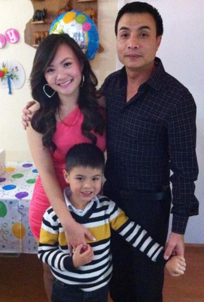 Bố ruột "bé Xuân Mai" đánh má hồng, mặc đồ nữ, tiết lộ sự thật về con gái và độ "chịu chi" bất ngờ - 9