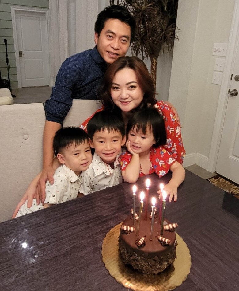 Bố ruột "bé Xuân Mai" đánh má hồng, mặc đồ nữ, tiết lộ sự thật về con gái và độ "chịu chi" bất ngờ - 10