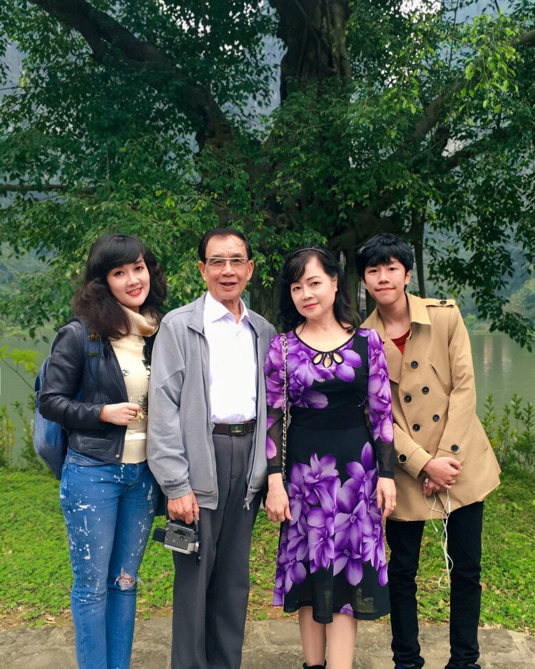 "Ông Lạc mà lấy bà Liên" - Bố ruột Vân Dung từng được nhắc đến trong Táo Quân: Thời trẻ phong thái cực lãng tử - 9