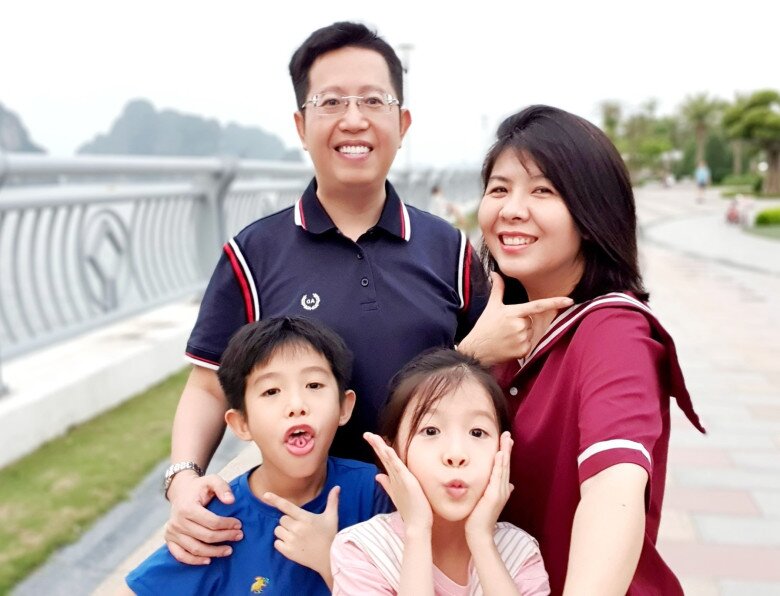 &#34;Hổ phụ sinh hổ tử&#34;, MC VTV từng là Thủ khoa khoe bố ruột là Giáo sư - Tiến sĩ, Nhà giáo nhân dân đáng kính - 12