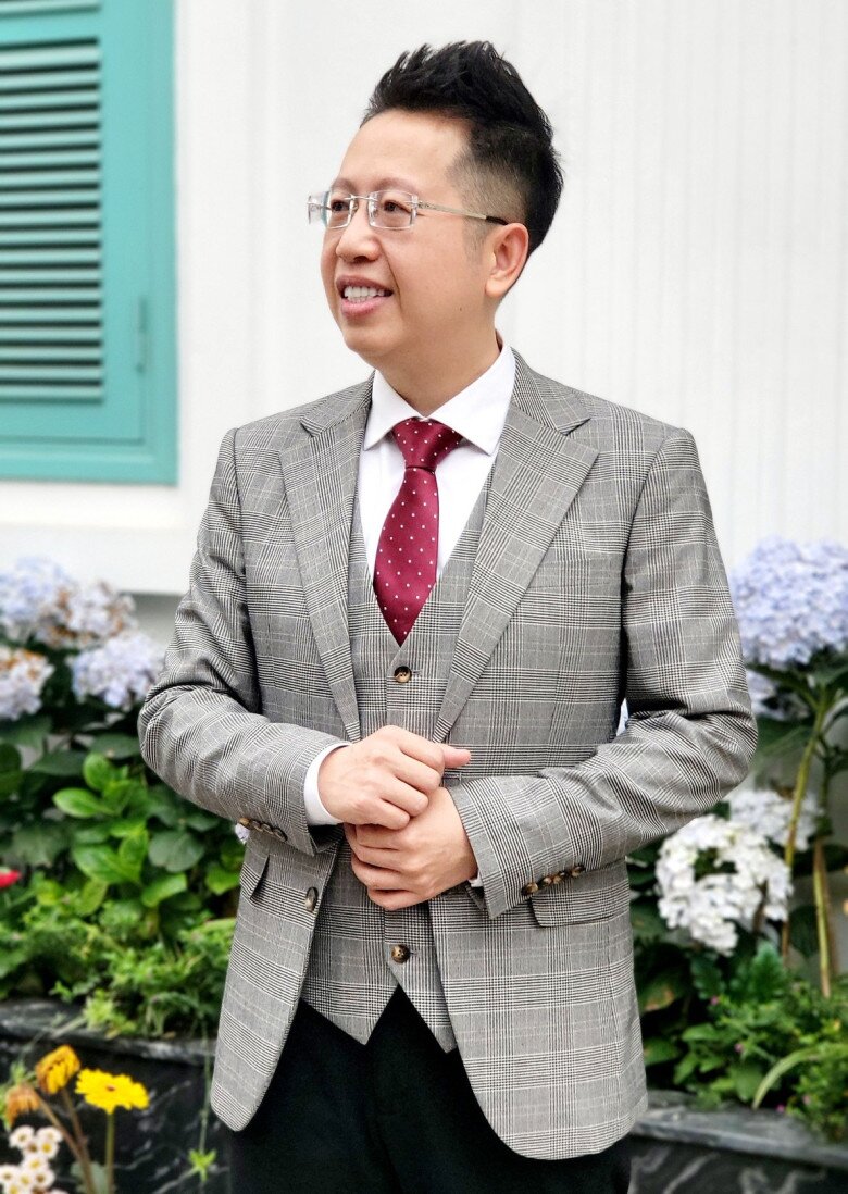 &#34;Hổ phụ sinh hổ tử&#34;, MC VTV từng là Thủ khoa khoe bố ruột là Giáo sư - Tiến sĩ, Nhà giáo nhân dân đáng kính - 7