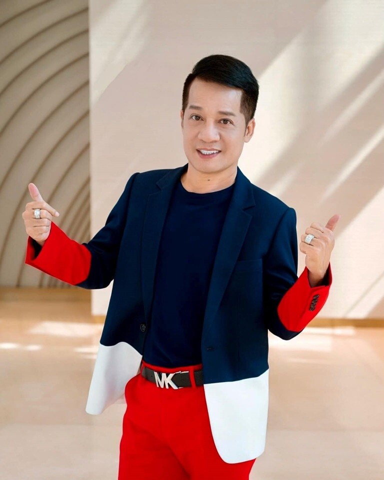 Nam NSƯT 61 tuổi độc thân từ chối tiền chu cấp của Việt Hương: Bất ngờ với thông tin anh từng có vợ ở Mỹ - 6