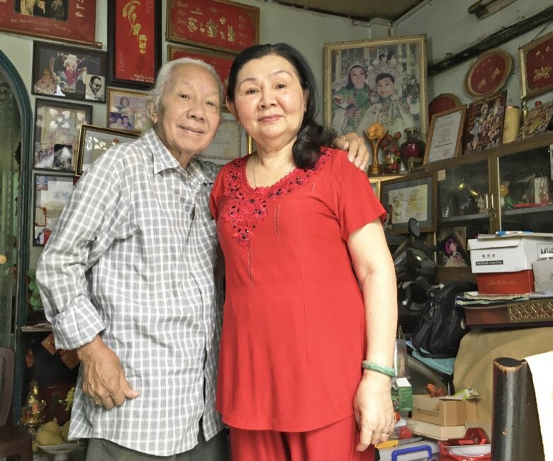 "Viên ngọc bích làng cải lương Việt Nam" có bố ruột tóc dài bạc trắng - người kế thừa di sản gia tộc đình đám - 4