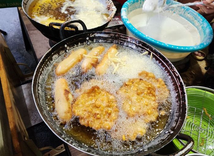 Bánh chuối Hà Nội - món quà vặt đỉnh cao ngày đông lạnh, mách bạn 7 địa chỉ ngon nổi tiếng - 2