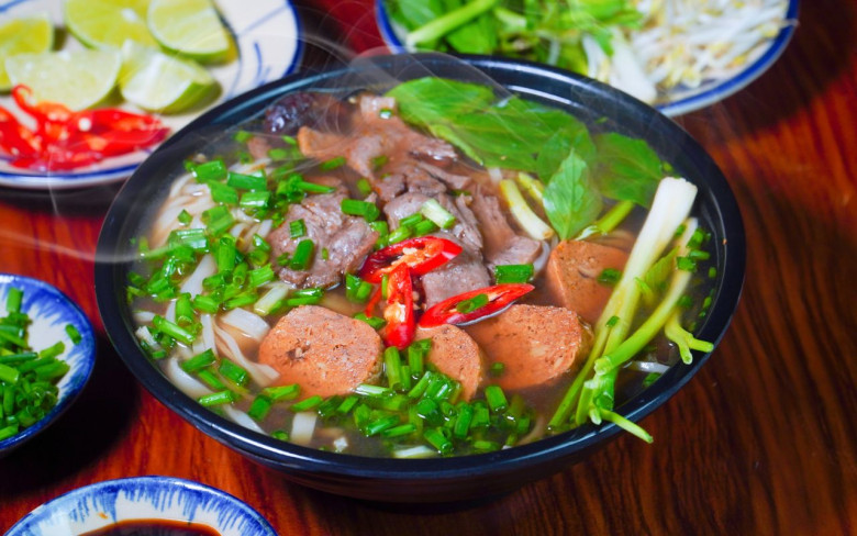 Những biến tấu hấp dẫn từ phở Hà Nội, phố nào cũng có, thích hợp để giải ngấy trong ngày &#34;ẩm ương&#34; - 1