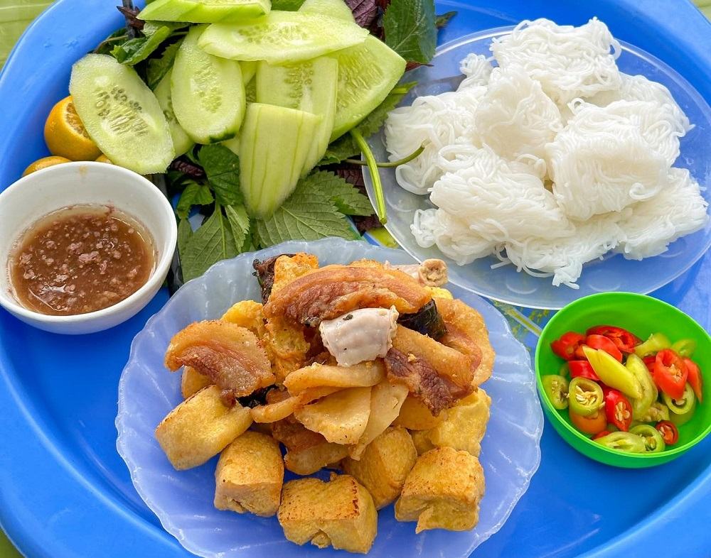 5 món bún độc lạ ở Hà Nội, kết hợp nguyên liệu quen thuộc, tưởng không ngon mà ngon không tưởng - 3