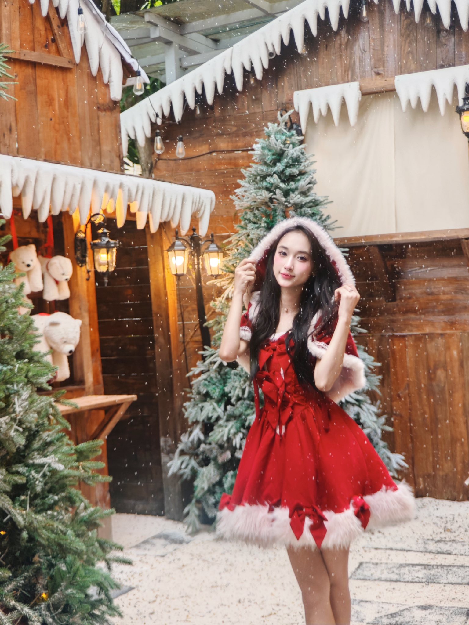 Ở Hà Nội có 5 địa điểm đón Giáng sinh sớm, chụp góc nào cũng có ảnh đẹp, thỏa sức sống ảo mọi ngóc ngách  - 4