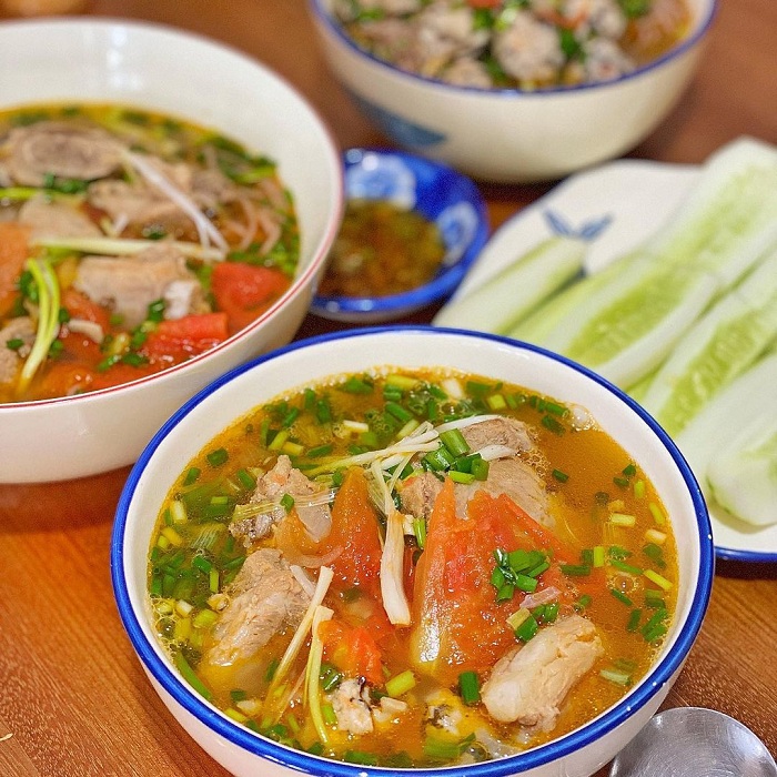 Món gì ngon ở phố ăn vặt Chùa Láng? Thiên đường ẩm thực giá rất sinh viên, chỉ vài chục nghìn là no bụng - 3