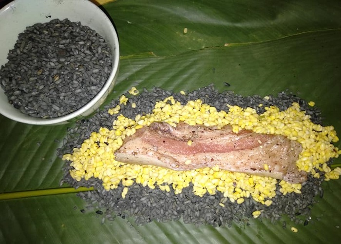 Món bánh “chọn dâu” của xứ Lạng, đặc sản vỏ đen ruột vàng, tưởng ăn nóng bụng nhưng lại giúp “hạ hỏa” - 2