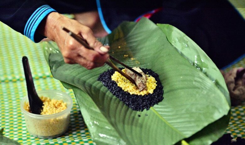 Món bánh “chọn dâu” của xứ Lạng, đặc sản vỏ đen ruột vàng, tưởng ăn nóng bụng nhưng lại giúp “hạ hỏa” - 3