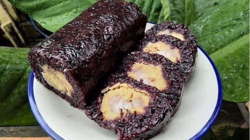 Món bánh “chọn dâu” của xứ Lạng, đặc sản vỏ đen ruột vàng, tưởng ăn nóng bụng nhưng lại giúp “hạ hỏa” - 1