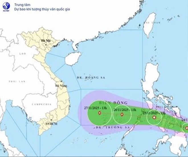 Tin tức 24h: Áp thấp nhiệt đới tiến gần Biển Đông, mạnh lên thành bão ngày 26/11 - 1