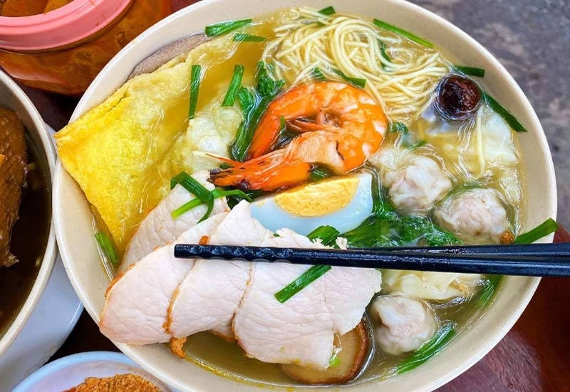 Ở Hà Nội có một món mì vừa ngon vừa đẹp, mách bạn 5 địa chỉ nổi tiếng mà dân sành ăn đều biết - 4