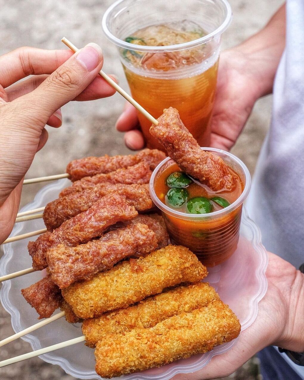Món ăn vặt quốc dân nhất định phải thưởng thức khi tới Hà Nội, mách bạn 5 địa chỉ nổi tiếng nhất  - 2
