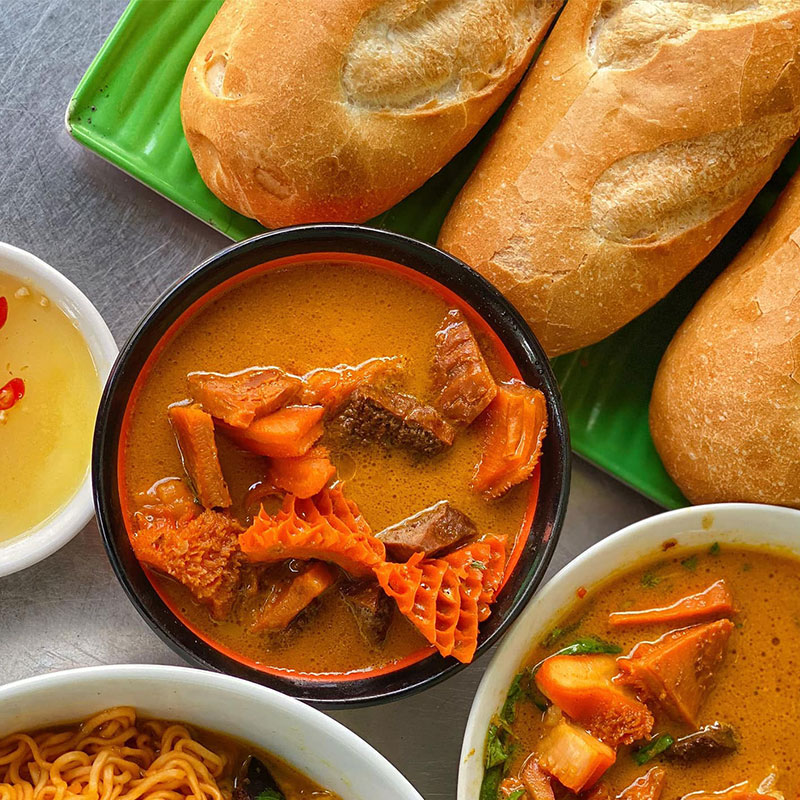 Menu món ngon cho ngày mưa ở TP HCM, toàn quán “ruột” hàng chục năm tuổi đời, giá rẻ giật mình - 1