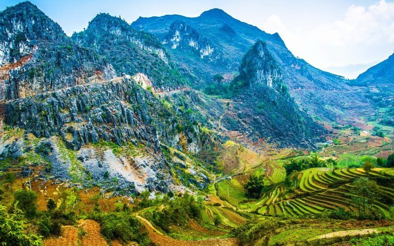Có gì tại điểm trekking đẹp nhất Tuyên Quang vừa thắng giải Du lịch Thế giới? Địa hình hiểm trở, thách thức dân phượt - 3