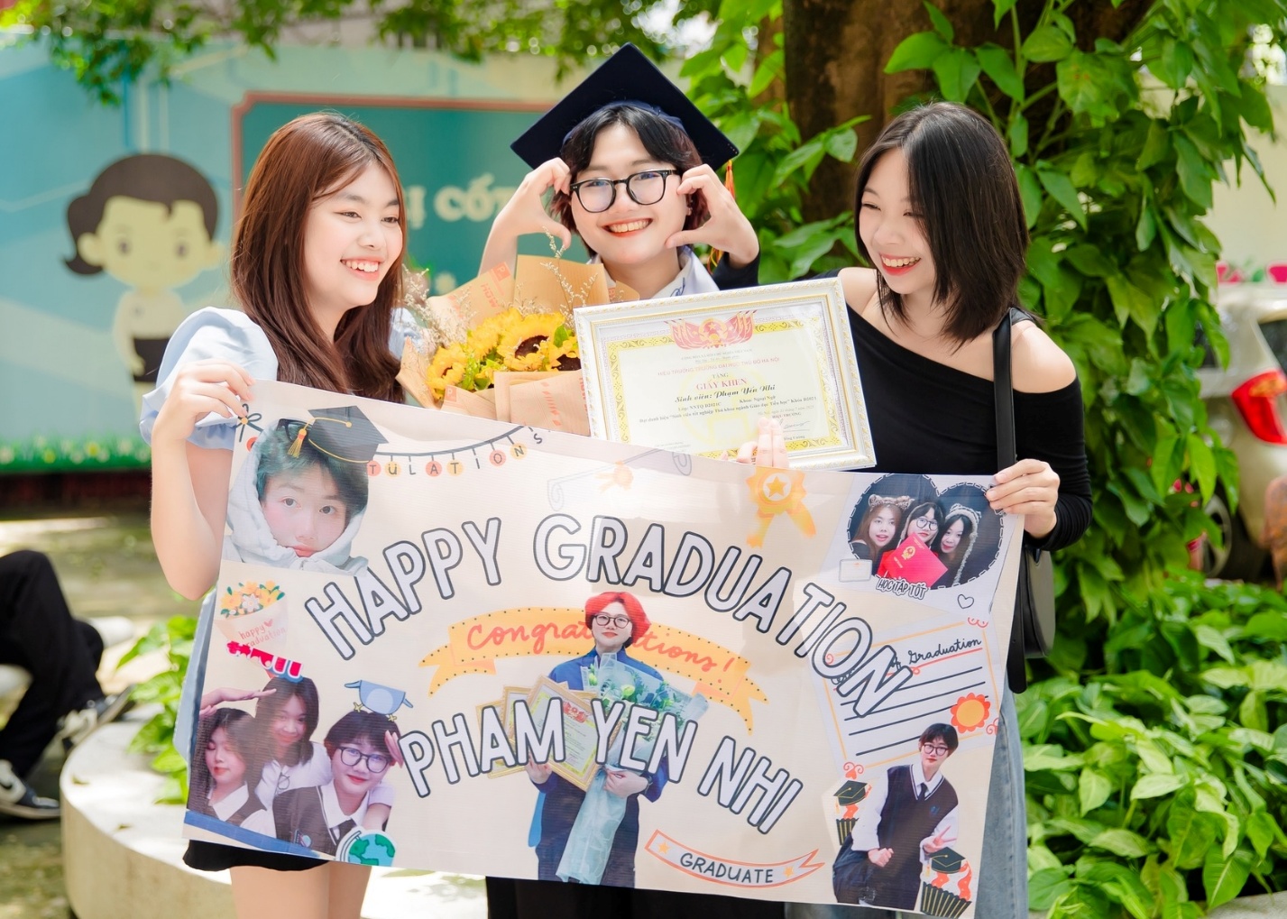 4 năm đại học và bộ sưu tập giấy khen của nữ thủ khoa Hà Nội: “Em chấp nhận mọi thử thách và bình tĩnh vượt qua” - 4