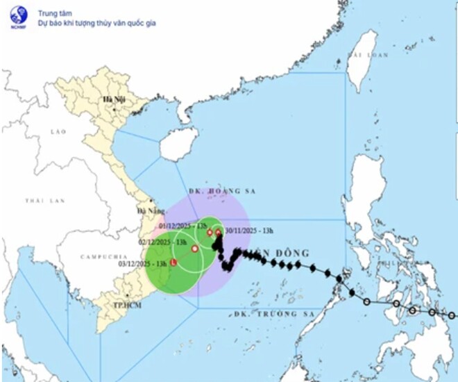 Tin tức 24h: Bão số 15 sẽ đi vào vùng biển từ Gia Lai đến Khánh Hòa - 1
