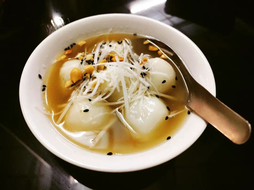 Đặc sản Hải Phòng nghe tên tưởng xuất xứ vùng cao, hóa ra là món quen thuộc, càng lạnh ăn càng ngon - 1