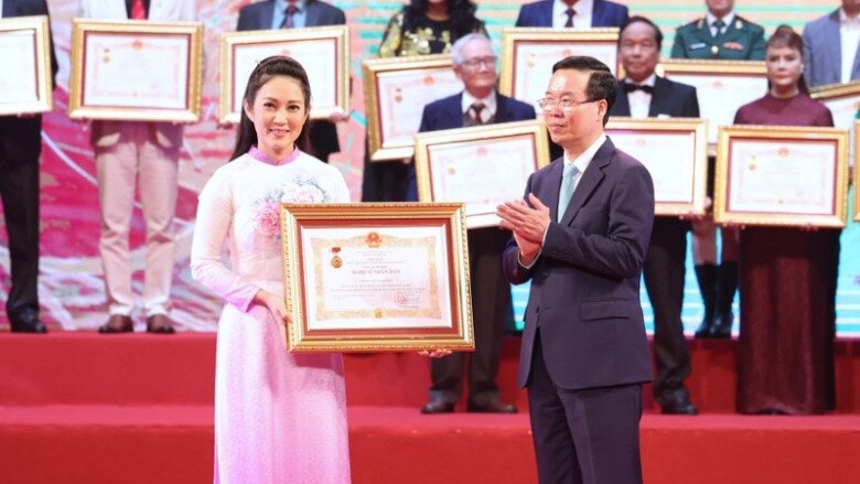 2 nữ diễn viên cùng tên &#34;đẹp như ngọc&#34;: Người là NSND nổi danh đình đám, người 5 năm ở ẩn chăm con bị bệnh - 7