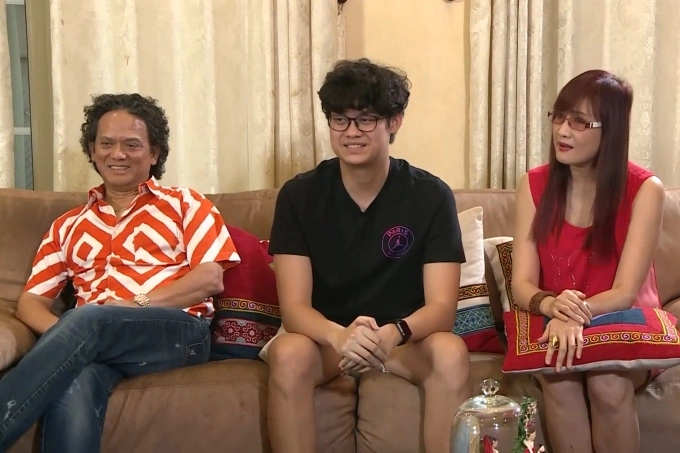 Đời tư trùng hợp giữa 2 &#34;nữ hoàng ảnh lịch&#34; cùng tên Mai: Nhan sắc &#34;vượt thời gian&#34;, con cái đều thành tài tại Mỹ - 4