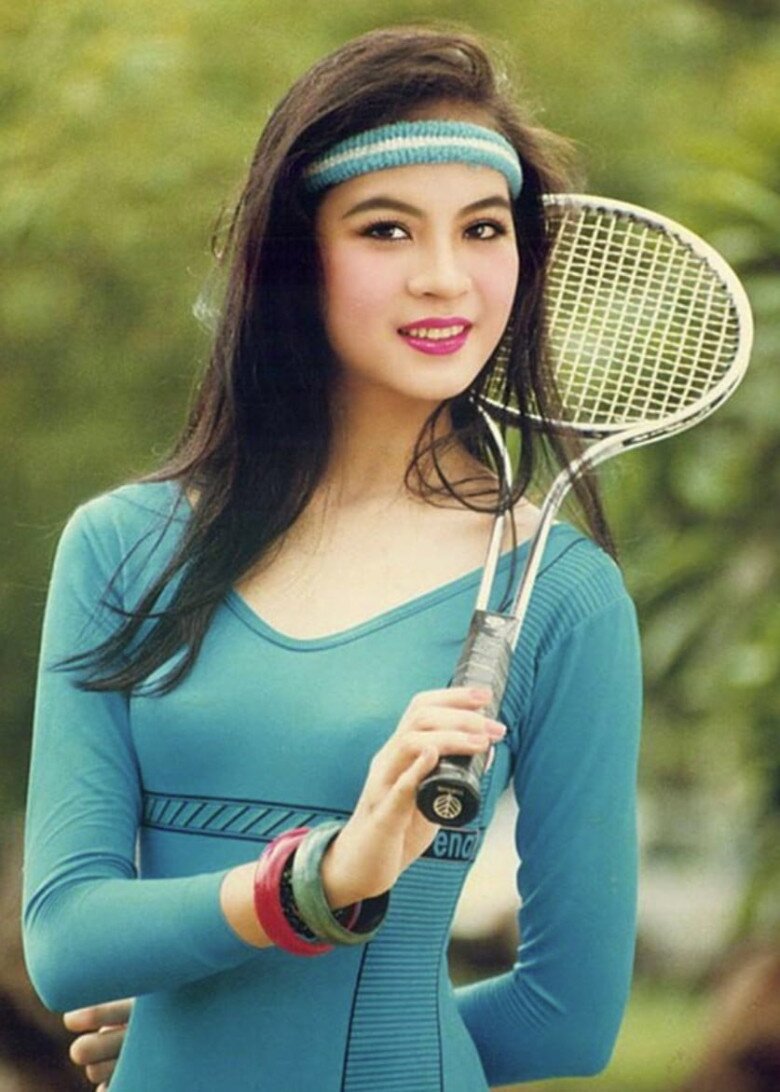 Đời tư trùng hợp giữa 2 &#34;nữ hoàng ảnh lịch&#34; cùng tên Mai: Nhan sắc &#34;vượt thời gian&#34;, con cái đều thành tài tại Mỹ - 10