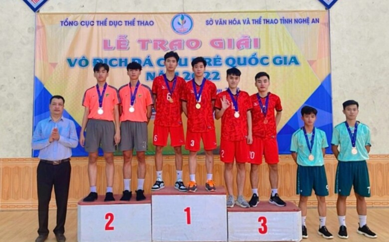 3 diễn viên trăm tỷ trùng cả tên lẫn đệm: Người là VĐV quốc gia, kẻ đóng vài phút trong Mưa Đỏ nhưng &#34;cả nước cảm ơn&#34; - 9