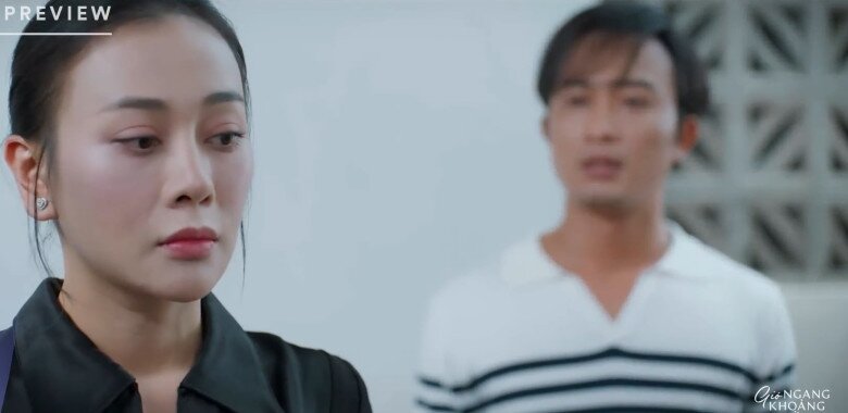 Gió Ngang Khoảng Trời Xanh: Phương Oanh mủi lòng thương "chồng cũ", phim sẽ kết thúc khác bản gốc? - 2