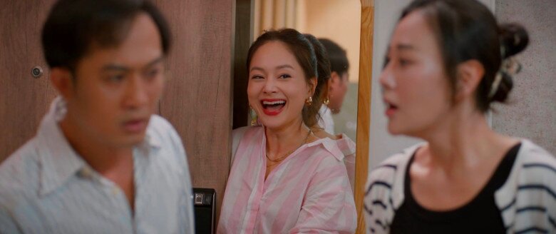 Gió Ngang Khoảng Trời Xanh: Phương Oanh nghẹn ngào muốn ly hôn khiến khán giả &#34;đau theo&#34;, &#34;con trai&#34; nói thương &#34;bố mẹ&#34; - 2