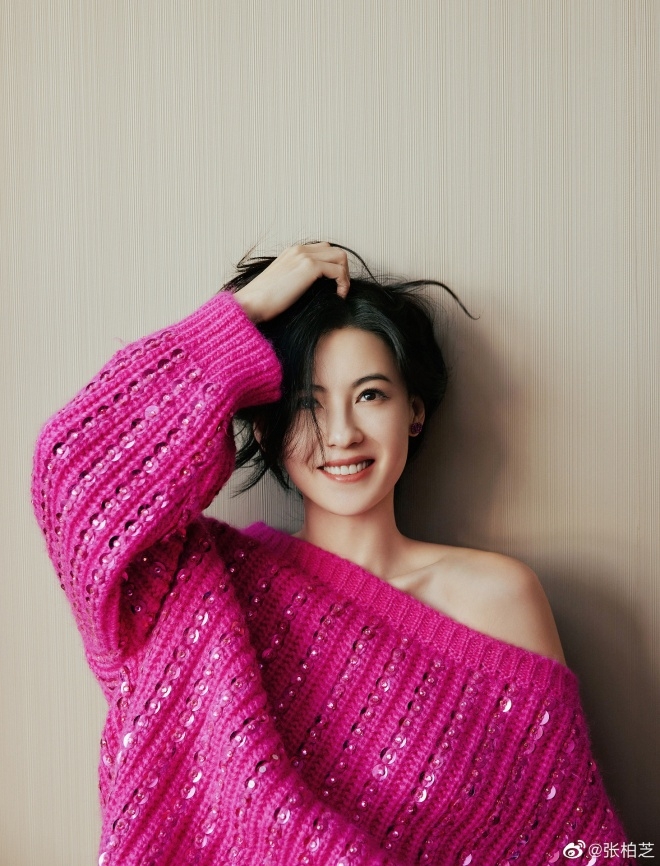 Đừng trông mặt bắt hình dong, &#34;ngọc nữ&#34; lộ mặt thật: Luộm thuộm, đi cả giày lên thảm, khác xa hình ảnh trên phim - 9