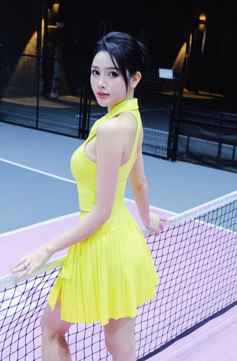 Mỹ nhân phim hài Tết khiến Quang Tèo "si mê", 24 tuổi đã sở hữu tài sản lớn, ngày càng xinh đẹp - 13