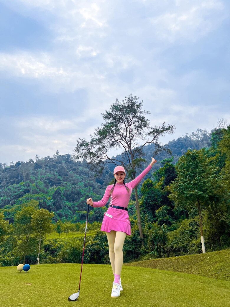 Mỹ nhân phim hài Tết khiến Quang Tèo "si mê", 24 tuổi đã sở hữu tài sản lớn, ngày càng xinh đẹp - 14