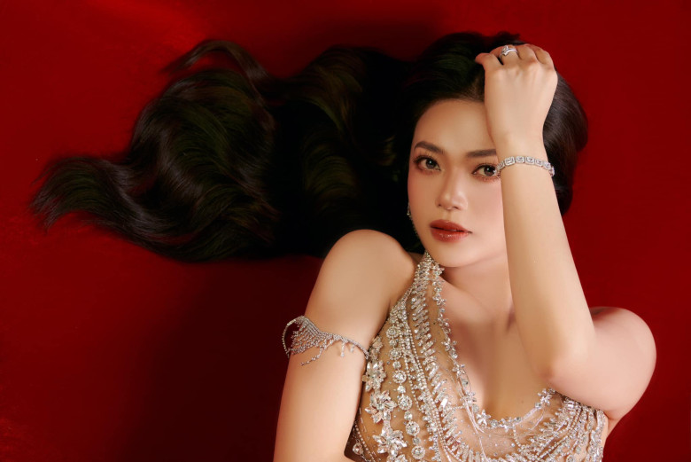 NSƯT Kiều Anh: &#34;Con trai thường xuyên động viên tôi lấy chồng nhưng &#39;cấm&#39; mẹ không được sinh thêm em bé&#34; - 5