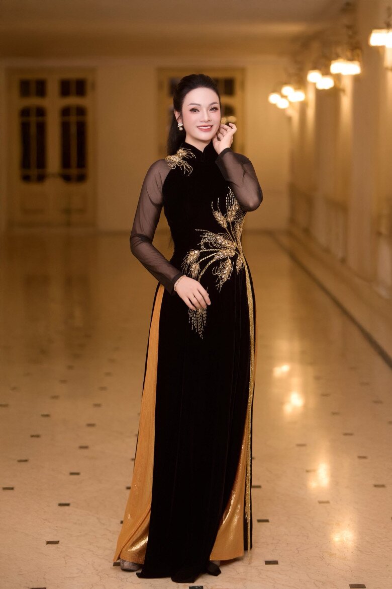 2 nữ nghệ sĩ là Phó Giáo sư - Tiến sĩ: Người làm Trưởng khoa trẻ đẹp, người sống cực kín tiếng - 2