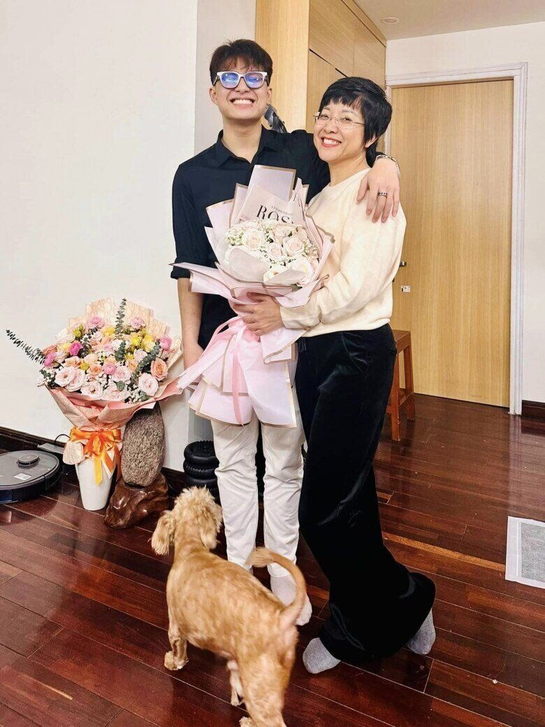 Cách dạy con của 2 người vợ cũ NSND Công Lý: Người giúp ái nữ không hận bố, người như bạn bè với quý tử - 7