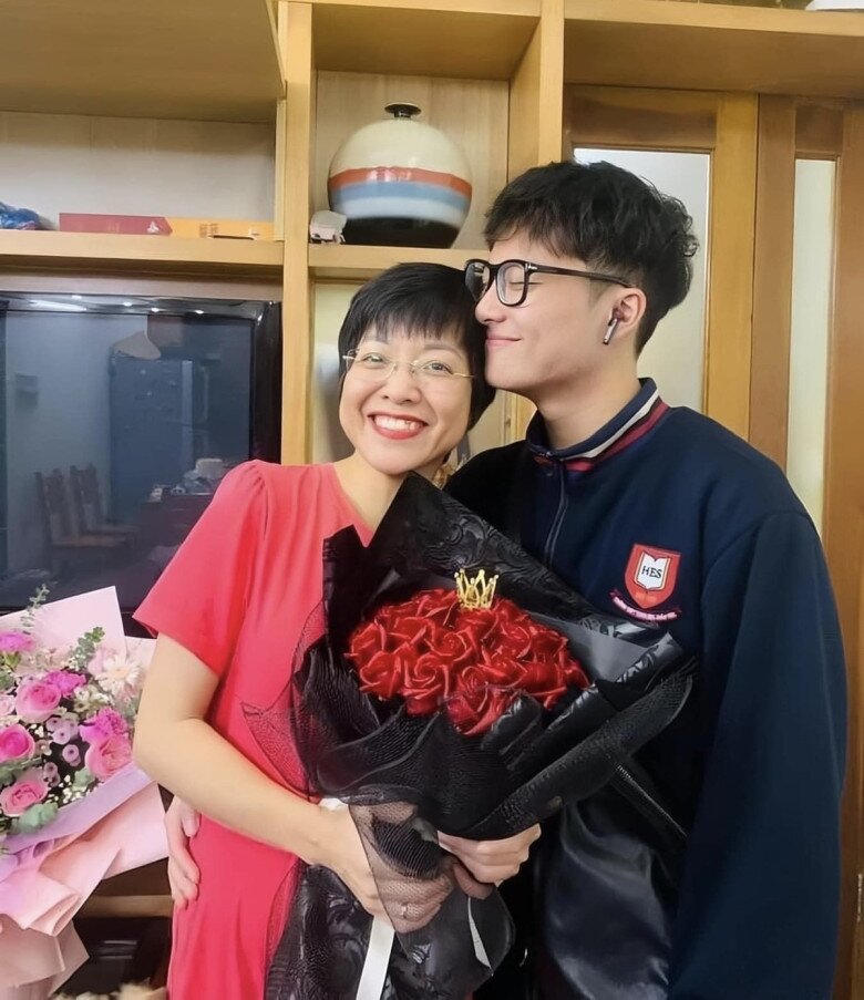 Cách dạy con của 2 người vợ cũ NSND Công Lý: Người giúp ái nữ không hận bố, người như bạn bè với quý tử - 8