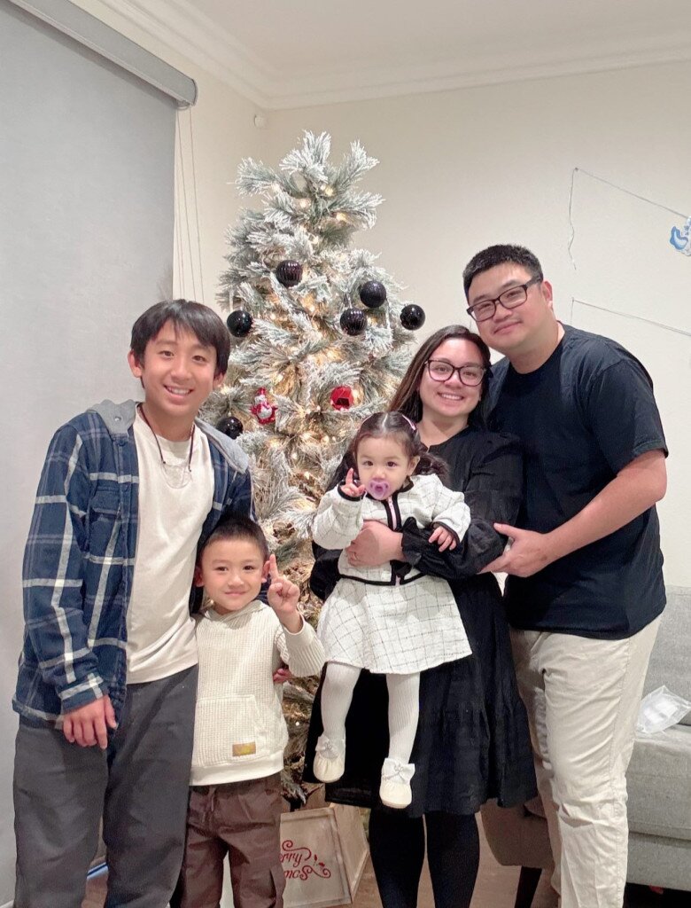 Con gái Phi Nhung hiếm hoi nhắc bố mẹ chồng, khoe ông xã luôn cố gắng có công việc ổn định để lo cho gia đình - 5