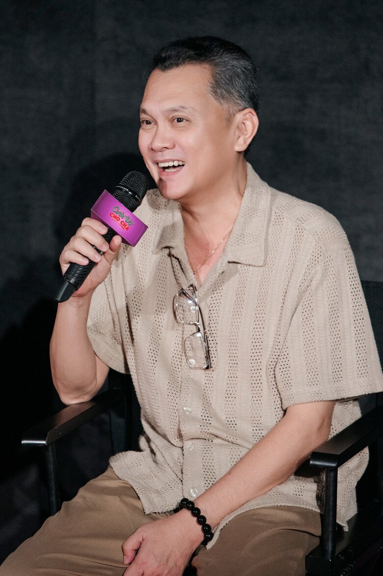 Nam diễn viên Mưa Đỏ kể chuyện bố mẹ sống trên mái nhà vì ở quê bị lũ lụt, khiến siêu mẫu Xuân Lan khóc nghẹn - 8