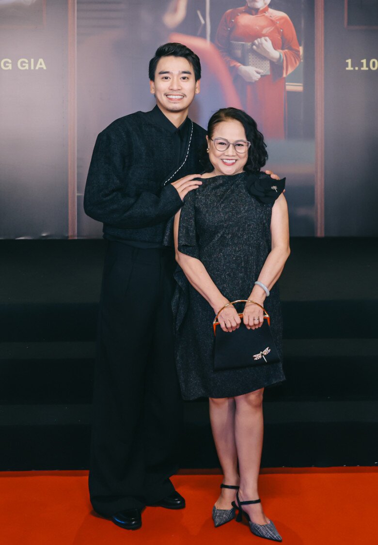 Nghệ sĩ Ái Như lần đầu đóng điện ảnh: Được ông xã đưa đón đi quay phim, nhận mình không phải gương mặt "bán vé" - 3