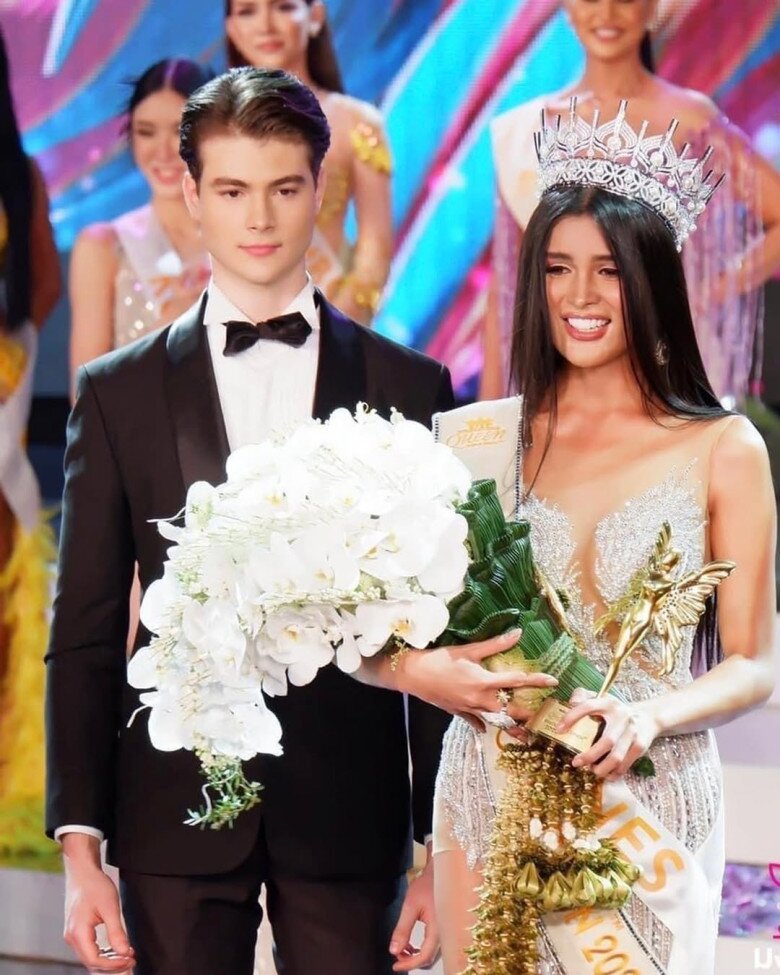 Sao nam "gây sốt" vì giống hoàng tử cổ tích: Là mẫu Nga gần 2m cưới cô gái 1m55, từng chạy thục mạng vì động đất - 9